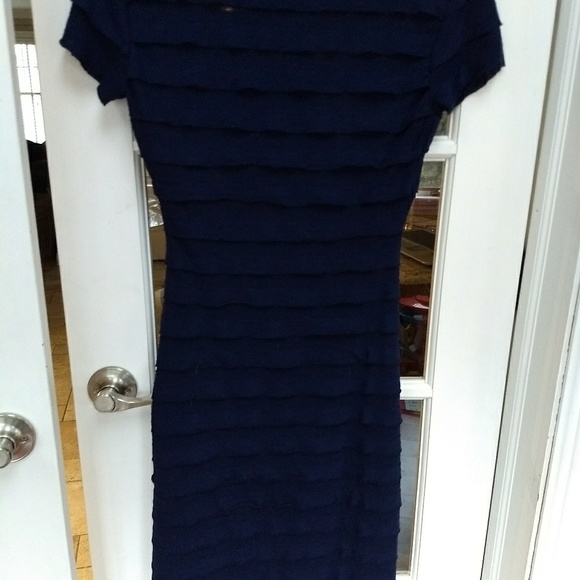 Max Studio Dress - Picture 3 of 4